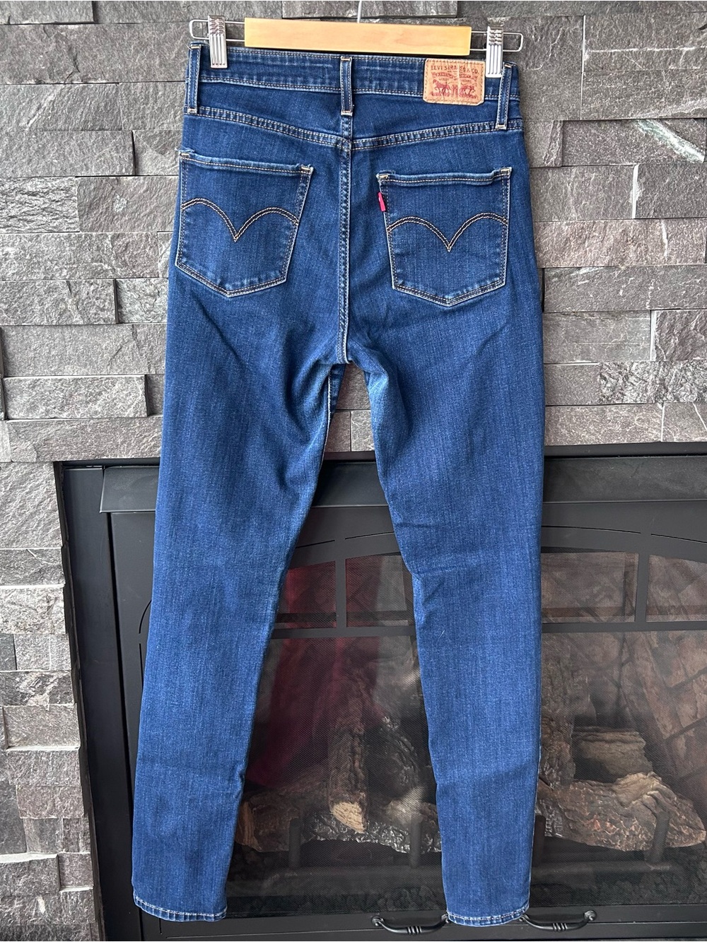 Levi’s 721 Women’s High Rise Skinny Jeans in Dark Wash